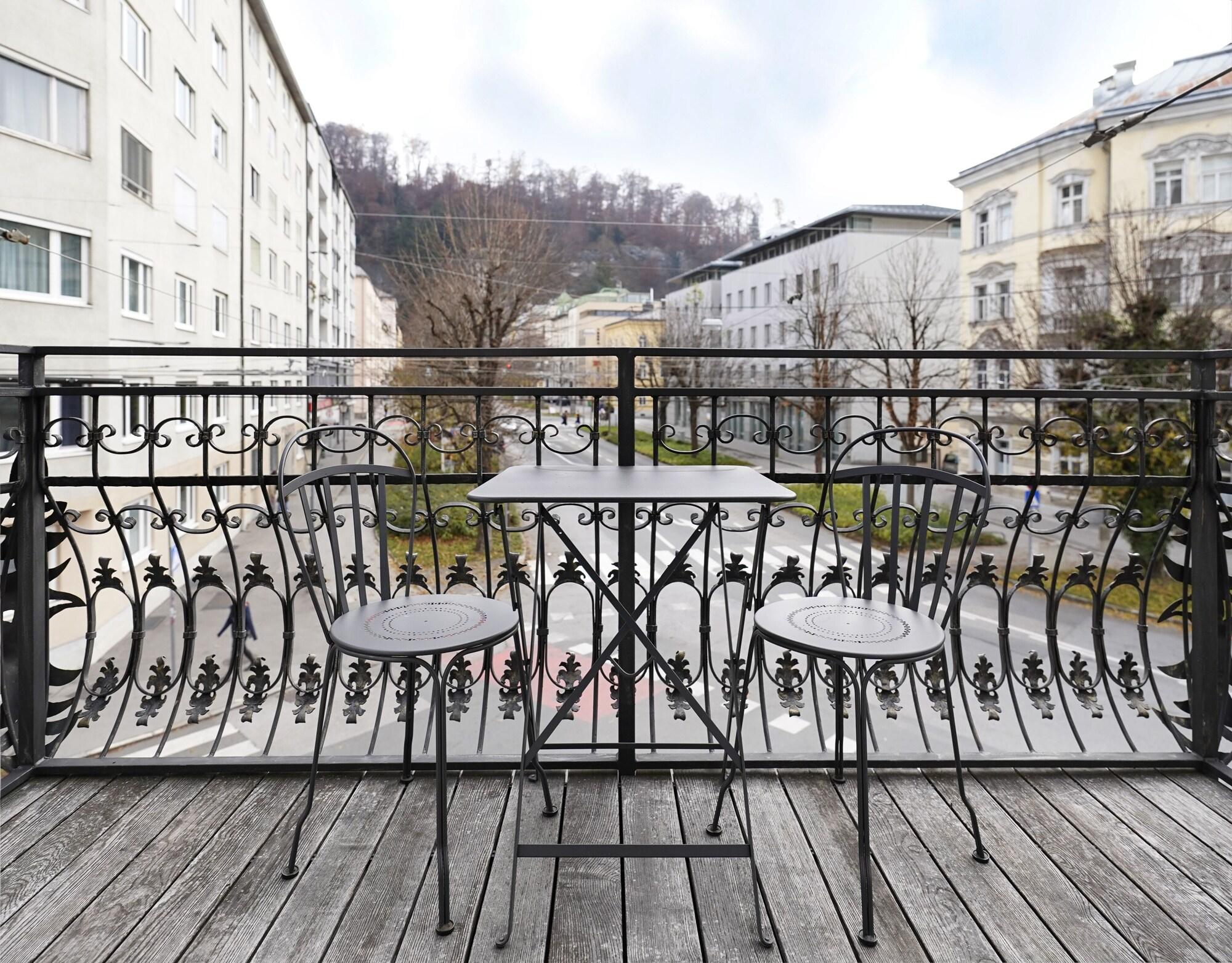 Numa L Mozart Aparthotel Salzburg Exterior photo